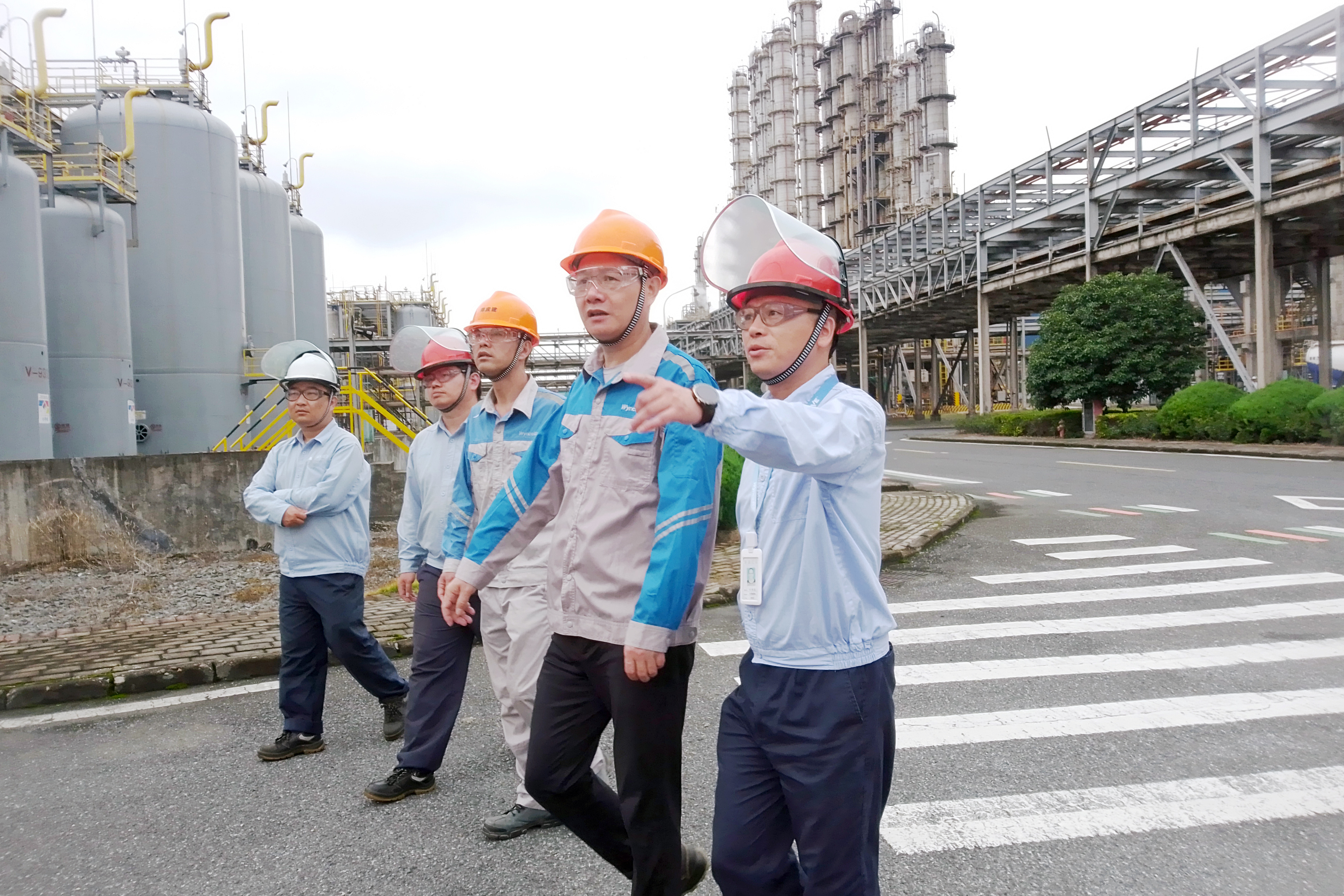 1698109963402912VwMN.jpg 1698109963402912VwMN.jpg