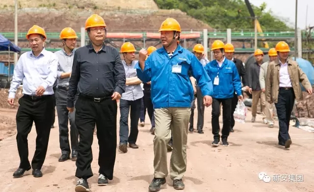 14927536285022659cpS.jpg 640.webp.jpg